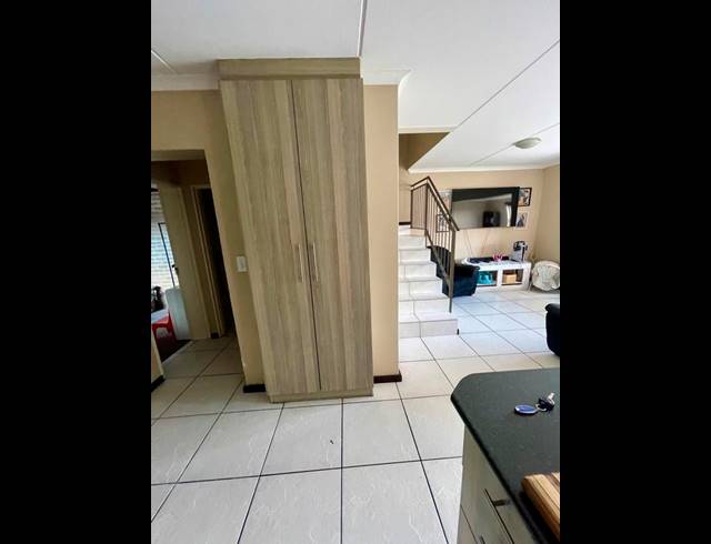 3 BEDROOM PROPERTY TO RENT IN PROTEA HEIGHTS